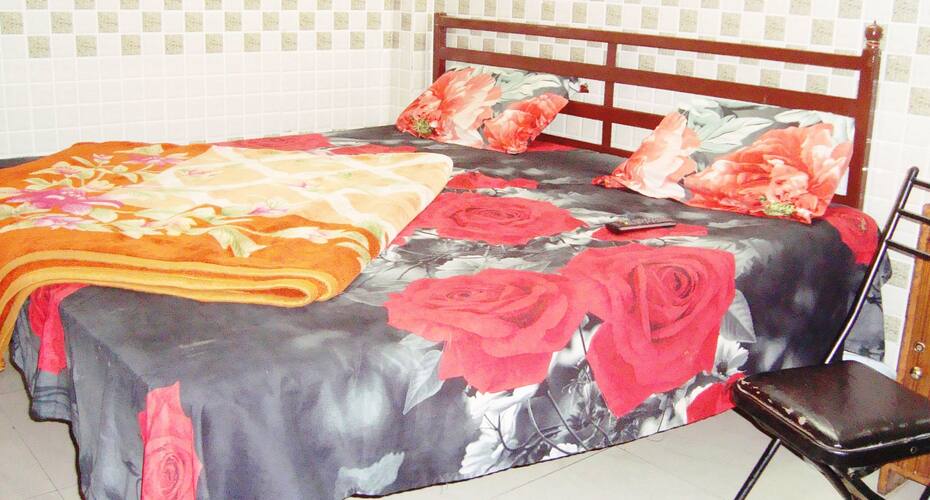 Hotel Relax Lodge, Jammu 4